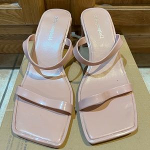 Never worn Jeffrey Campbell nude sandals size 7